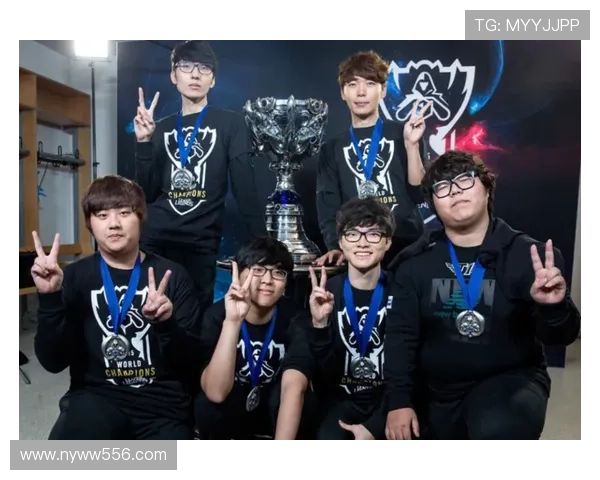 《世界赛冠军最多的LOL选手背后的传奇故事与辉煌历程》