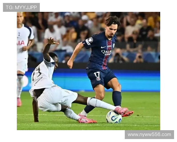 法甲赛程比分深度解析 足球队表现与竞争态势全面解读 法甲赛程比分深度解析 足球队表现与竞争态势全面解读