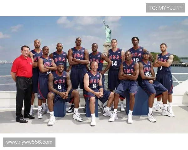 中国篮球队逆袭胜美国,晋级奥运资格赛,展现强大实力与决心 中国篮球队逆袭胜美国,晋级奥运资格赛,展现强大实力与决心